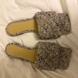 BOTTEGA VENETA Camel, Navy & White Terrazzo Bouclé Flat Sandal $990 Size 41